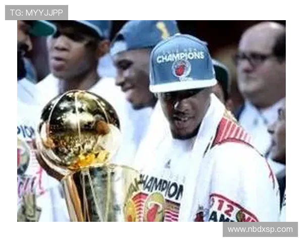 俄克拉荷马城热烈庆祝雷霆队夺冠举行盛大巡游活动